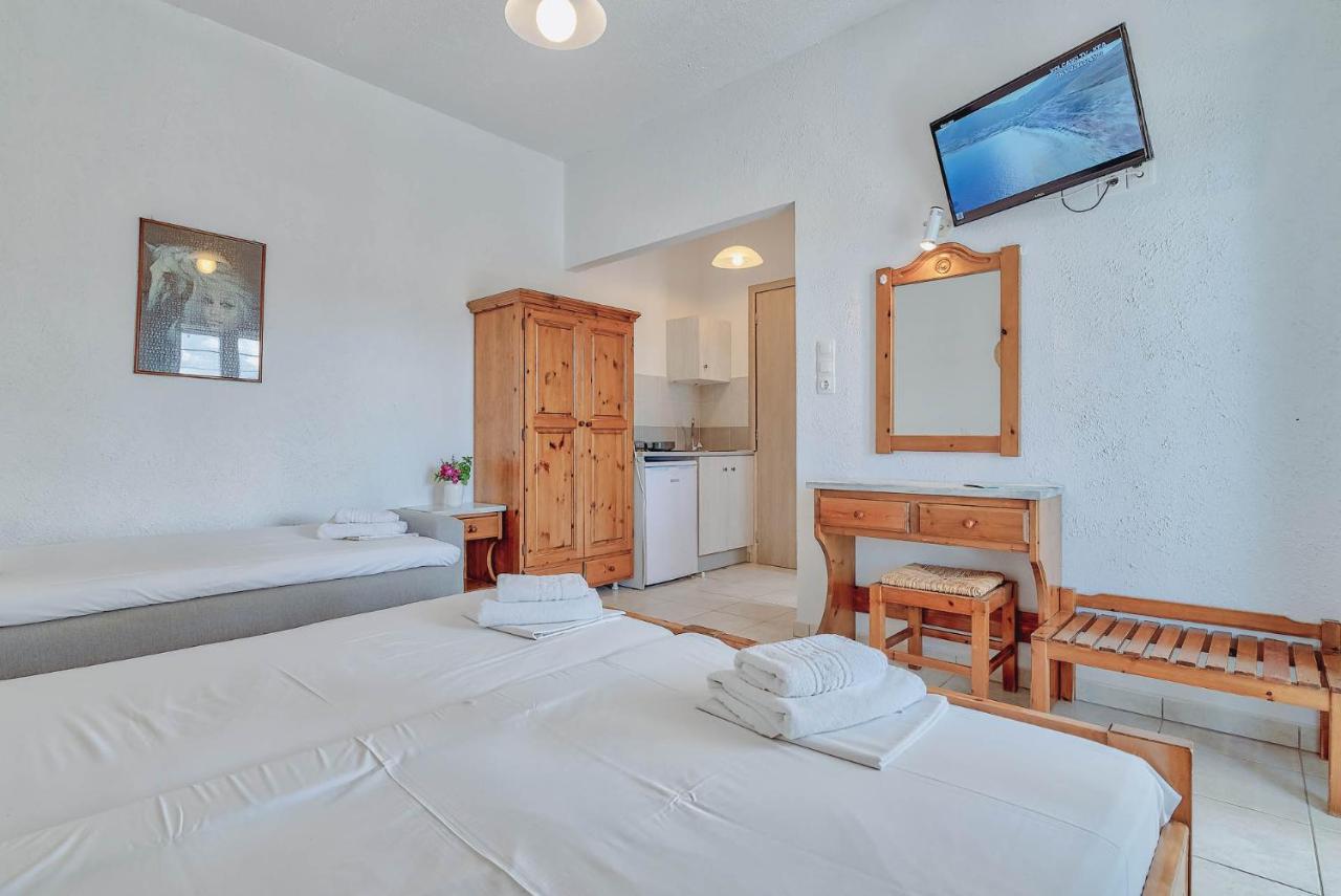 Pavlos Place Antiparos Bagian luar foto