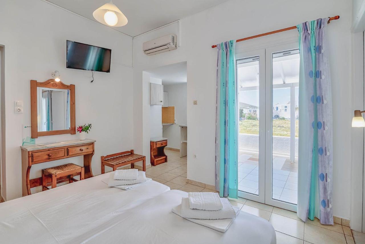 Pavlos Place Antiparos Bagian luar foto