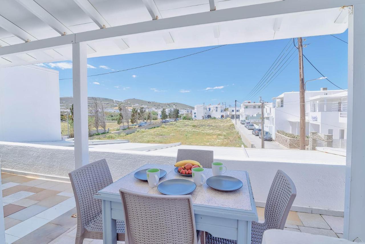 Pavlos Place Antiparos Bagian luar foto