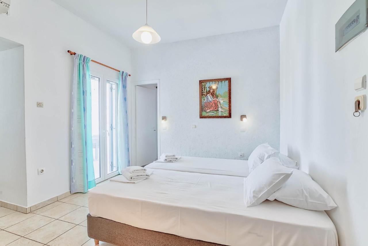 Pavlos Place Antiparos Bagian luar foto