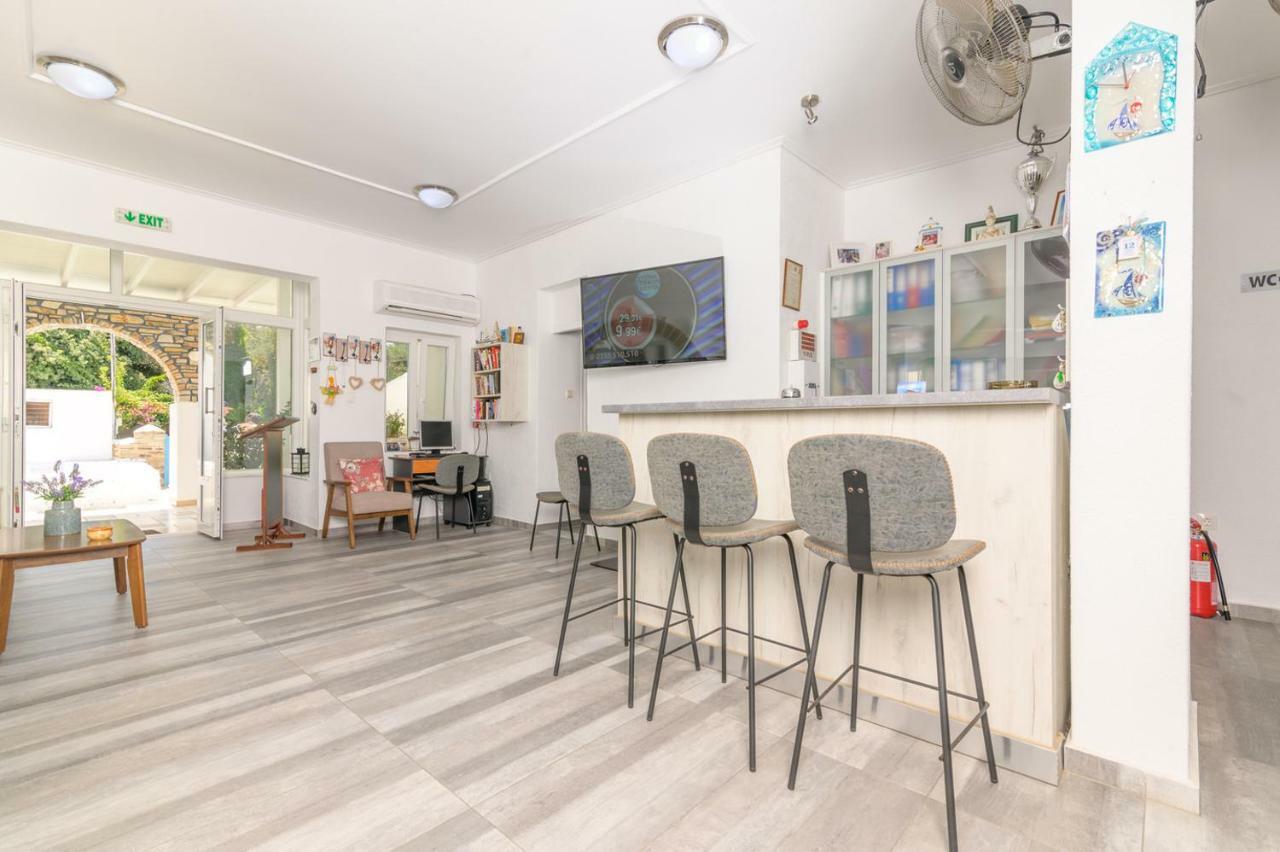 Pavlos Place Antiparos Bagian luar foto