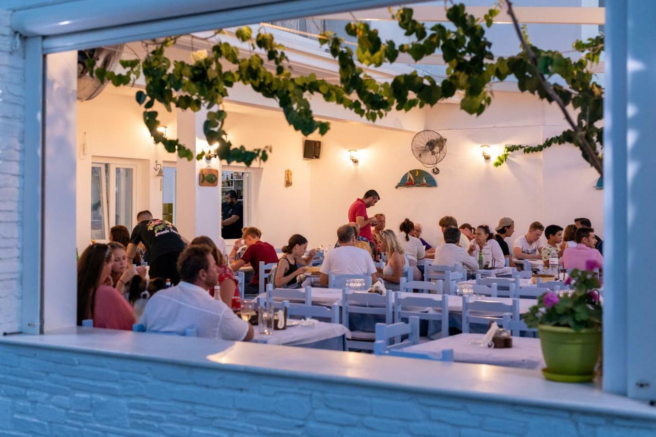 Pavlos Place Antiparos Bagian luar foto